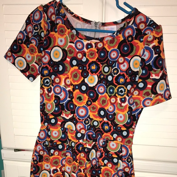 LuLaRoe Amelia - Picture 1 of 1